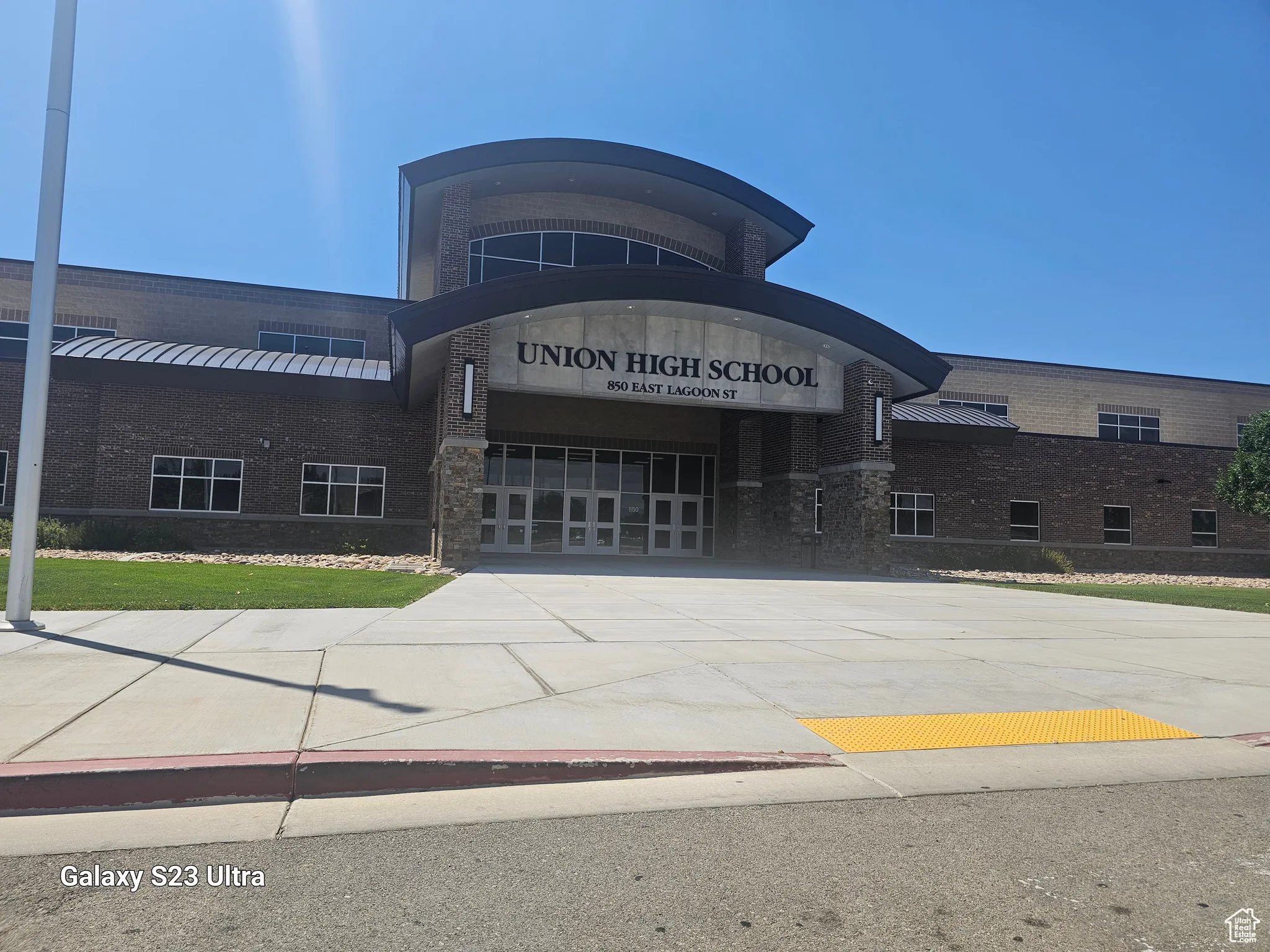 ROOSEVELT HIGH SCHOOL