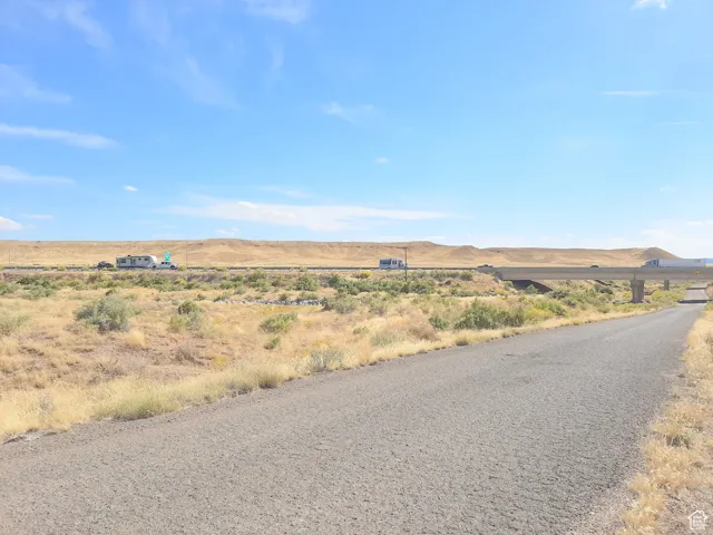 A great property to build a Storage Unit for hundreds of people that enjoy visiting Lake Powell, but can't afford Lake Powell boat storage prices.