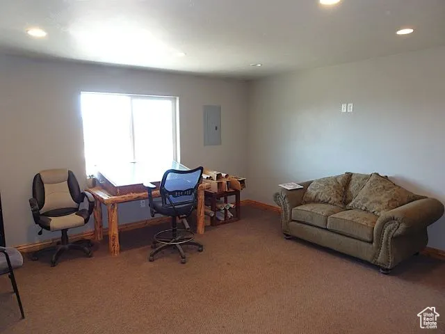 Office 3 / Breakroom