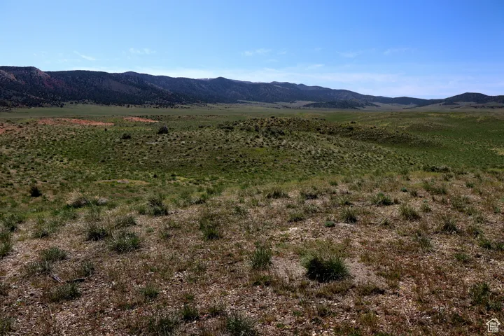 9420 W Lakeside Cir, Levan, Utah 84639