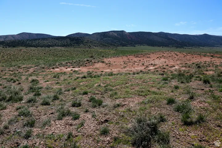 9410 W Lakeside Cir, Levan, Utah 84639