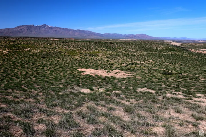 9390 W Lakeside Cir, Levan, Utah 84639