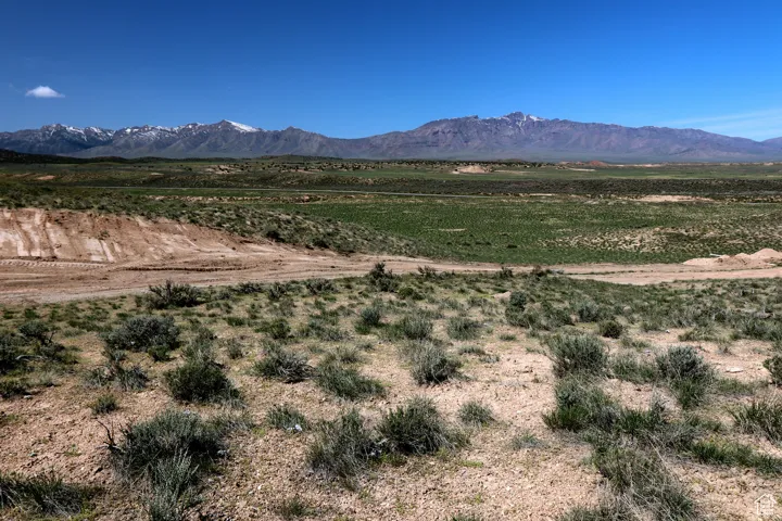 9373 W Lakeside Cir, Levan, Utah 84639