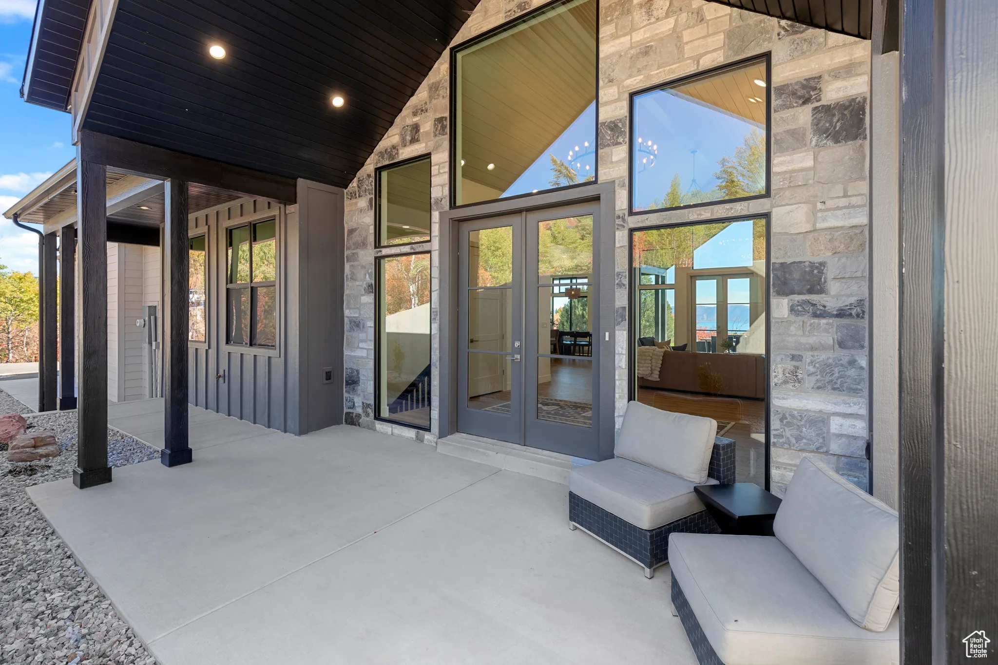 View of patio / terrace with french doors