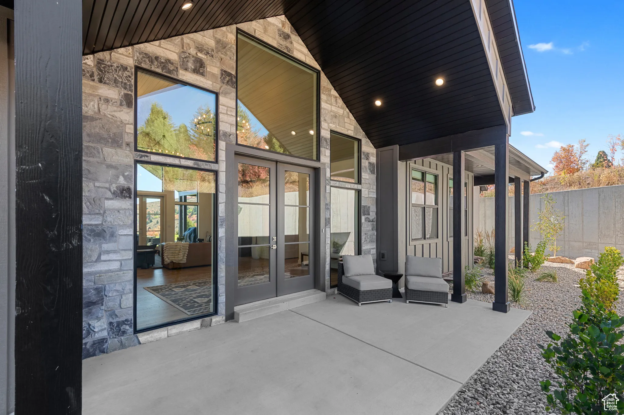 View of patio / terrace with french doors
