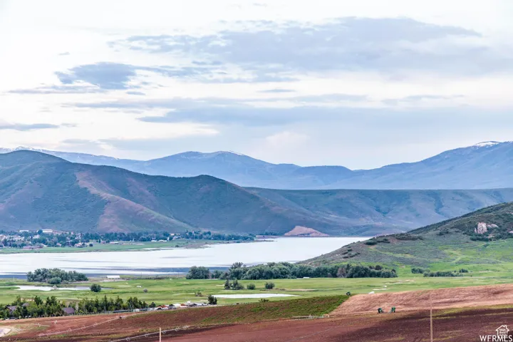 Gorgeous view south at Deer Creek Reservoir