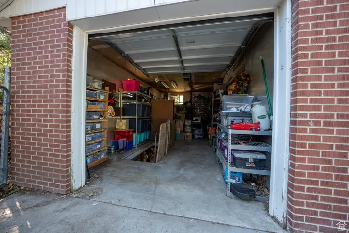 10143 S Dimple Dell Rd, Sandy, Utah 84092