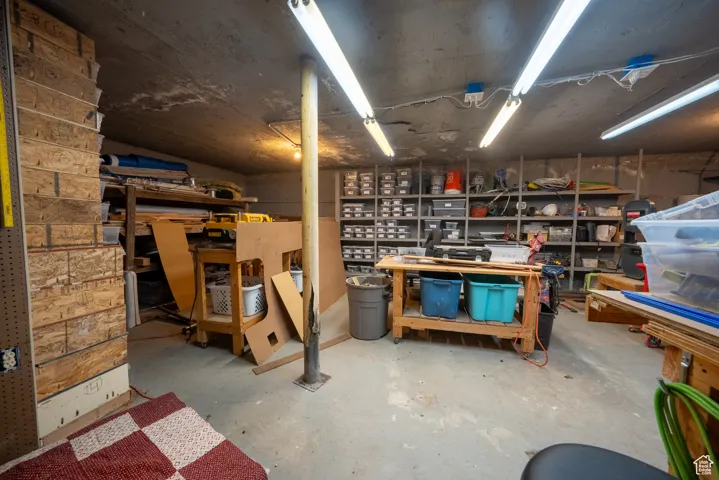 10143 S Dimple Dell Rd, Sandy, Utah 84092