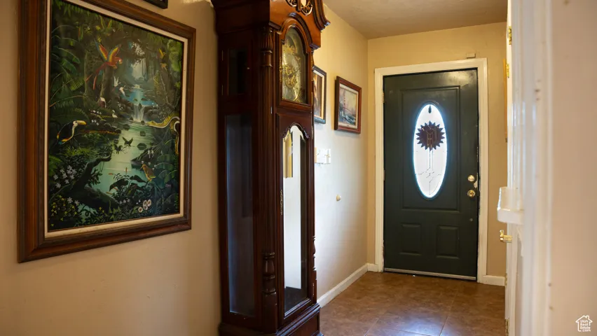 10143 S Dimple Dell Rd, Sandy, Utah 84092