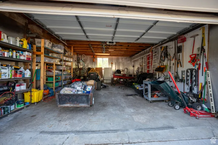 10143 S Dimple Dell Rd, Sandy, Utah 84092