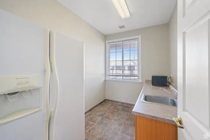 5677 S Redwood Rd Rd #18, Taylorsville, Utah 84123