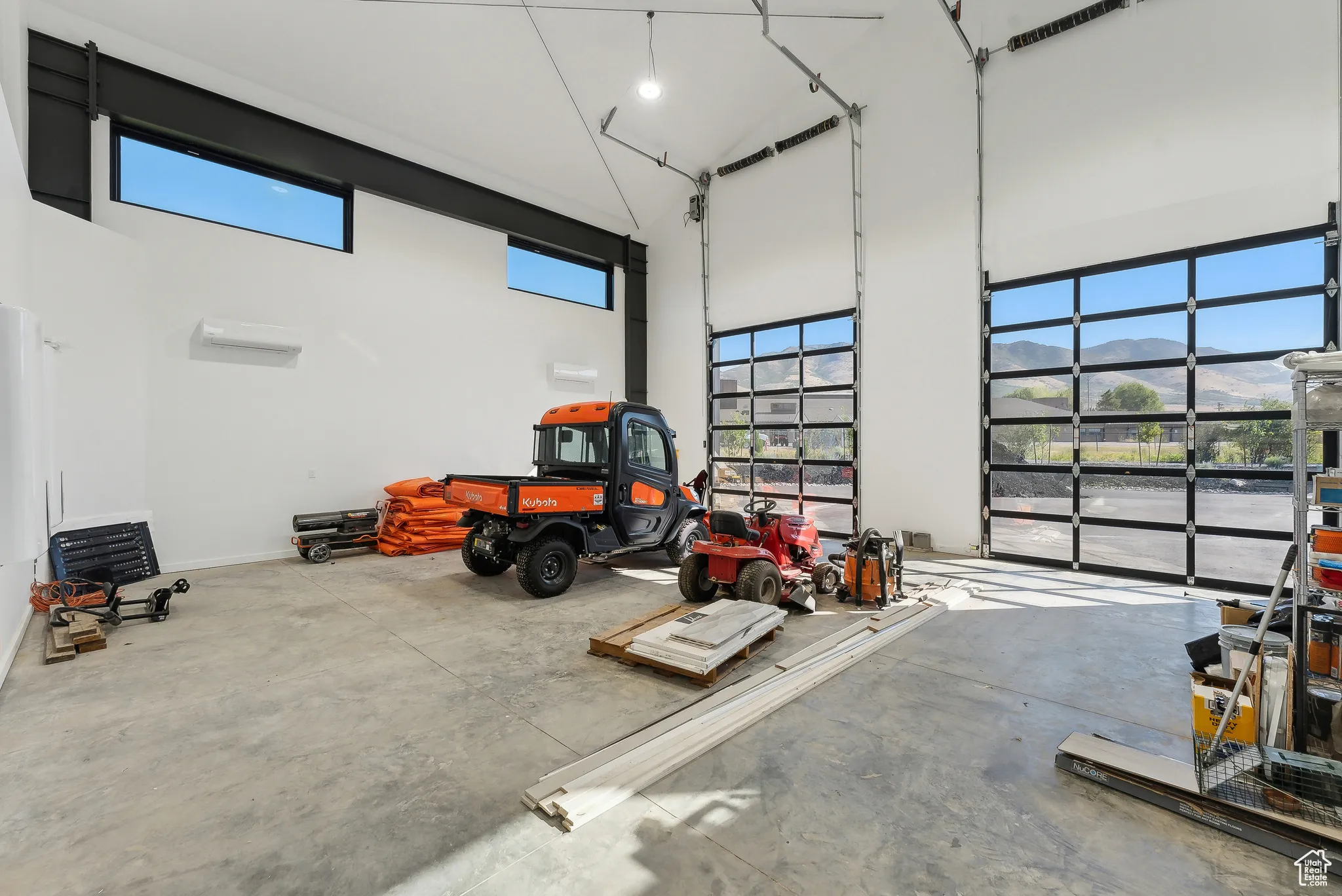 Garage featuring a mountain view