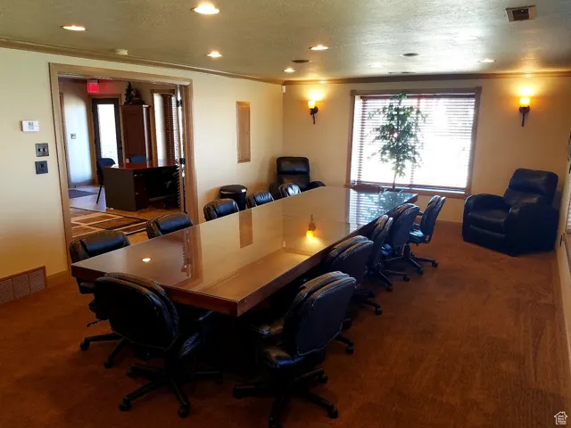 33 W 45oo, Murray, Utah 84107