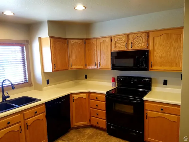 33 W 45oo, Murray, Utah 84107
