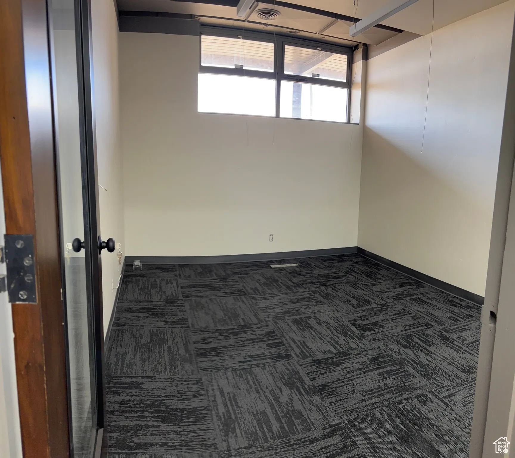 Executive Office 1