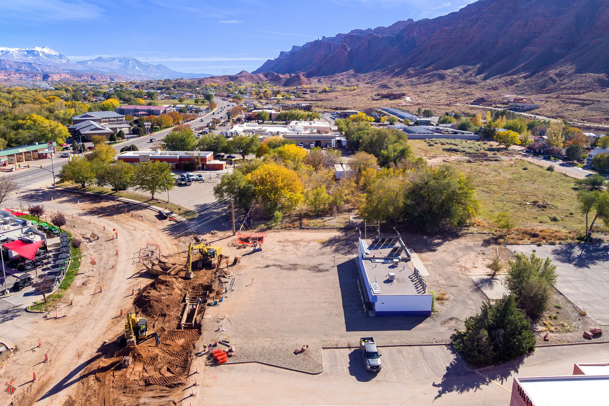 Kane Creek Blvd under construction