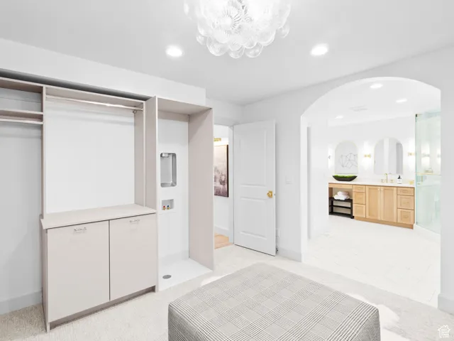 Laundry hookups in Primary bedroom closet