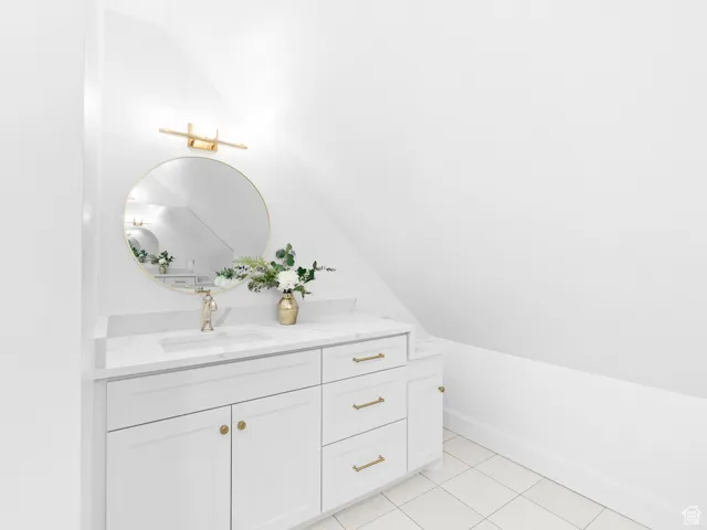 Powder room