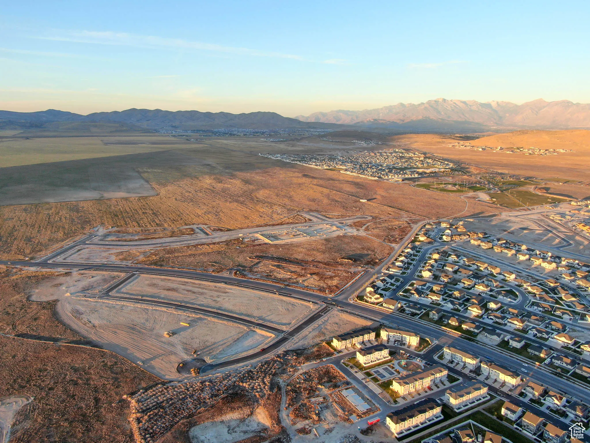 Aerial view at dusk with a mountain view