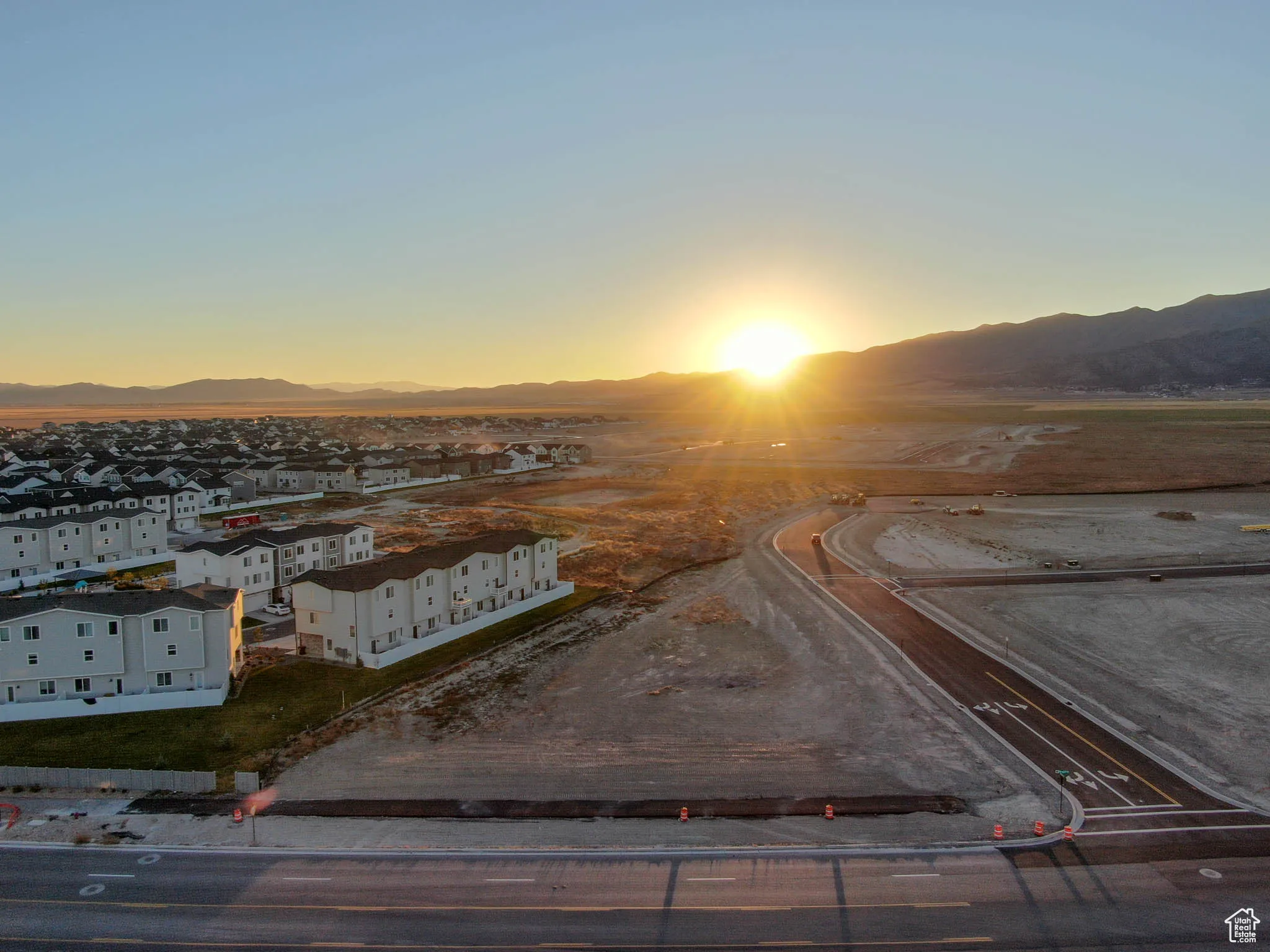 Aerial view at dusk with a mountain view