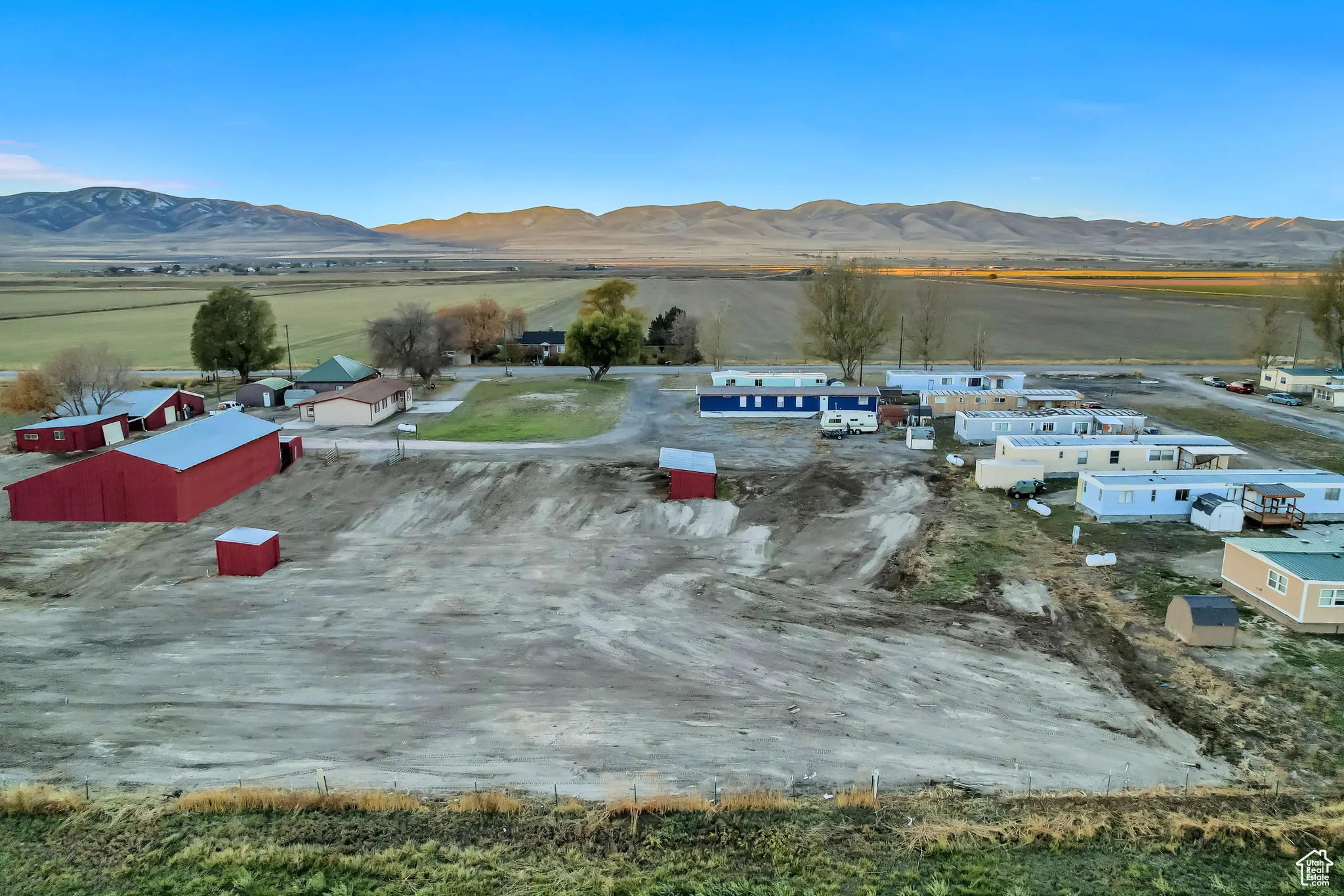 Birds eye view of property with a mountain view
