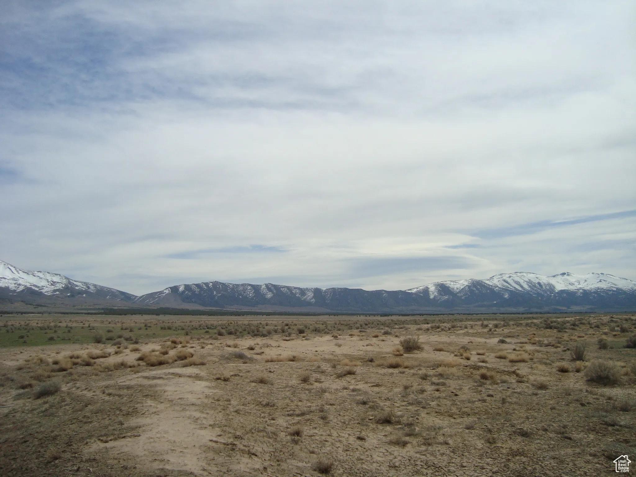 View of mountain feature