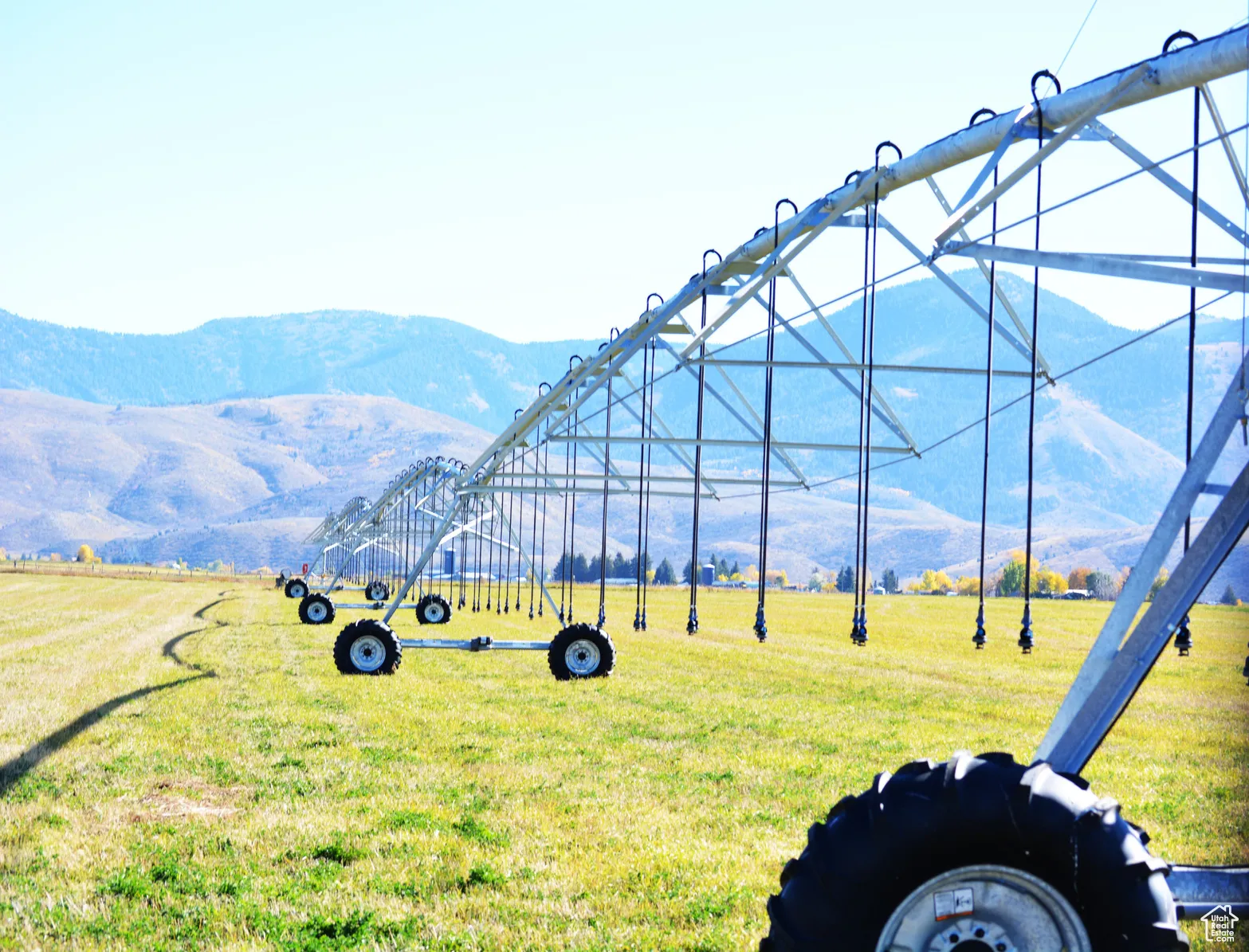 View of mountain feature