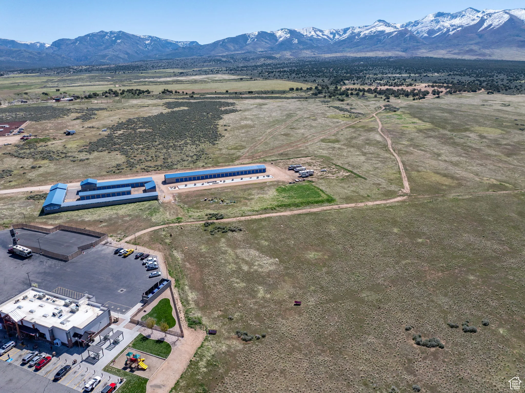 Bird's eye view of a mountainous background