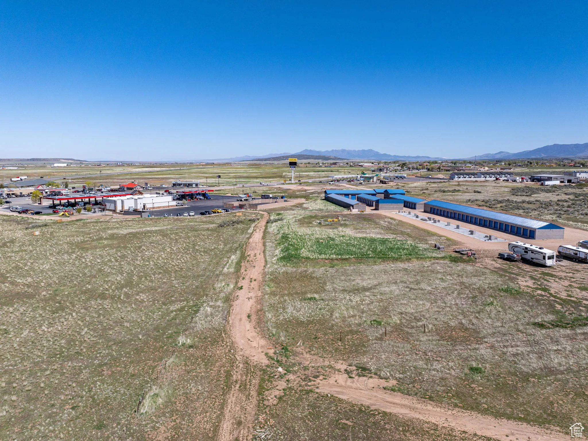 Bird's eye view of a mountain backdrop