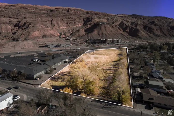 911 N Main St, Moab, Utah 84532