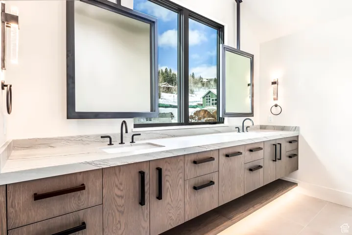 741 Rossie Hill Dr, Park City, Utah 84060