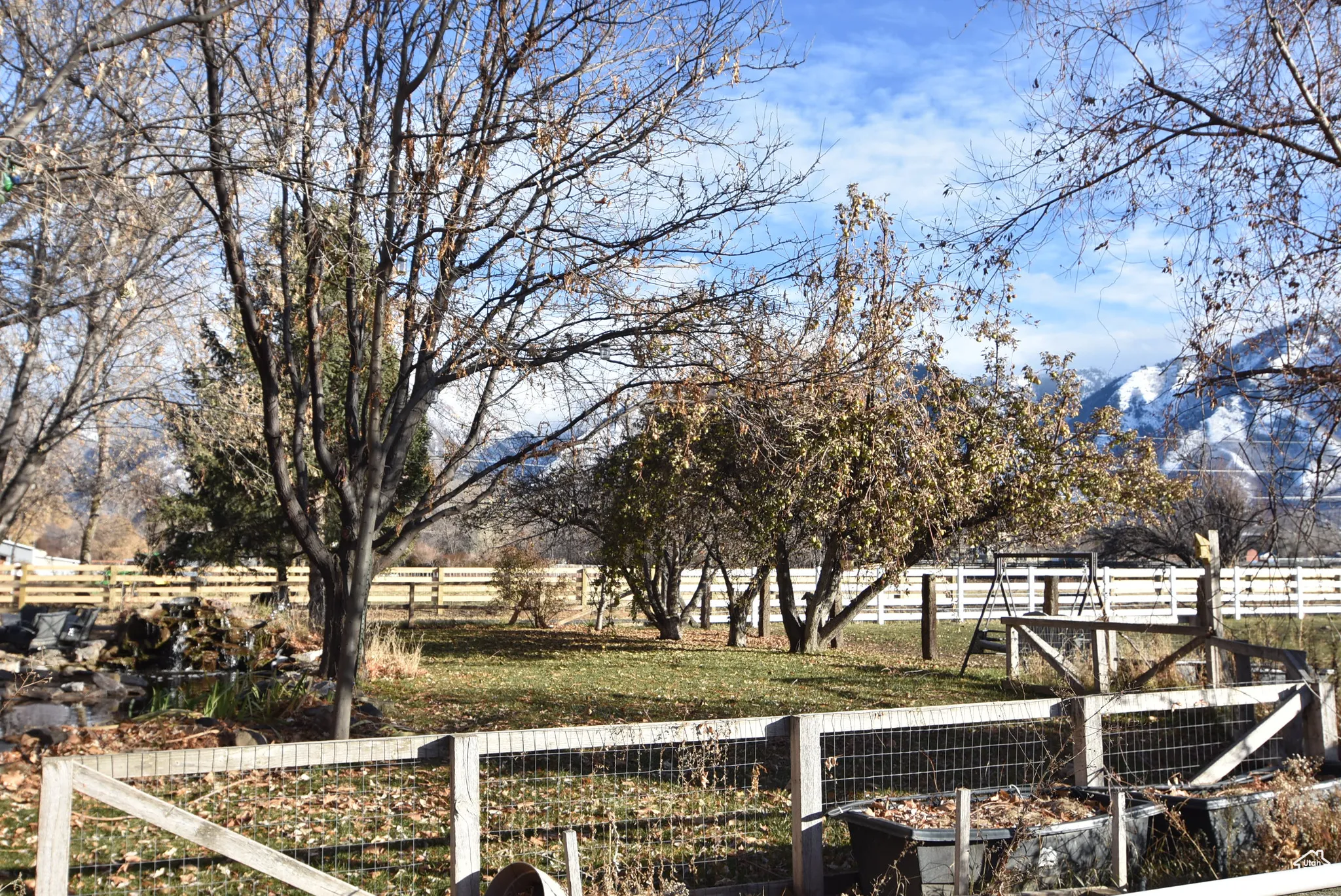 View of yard featuring a rural view