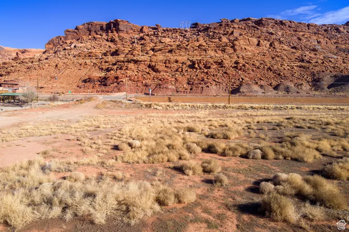 View of mountain feature