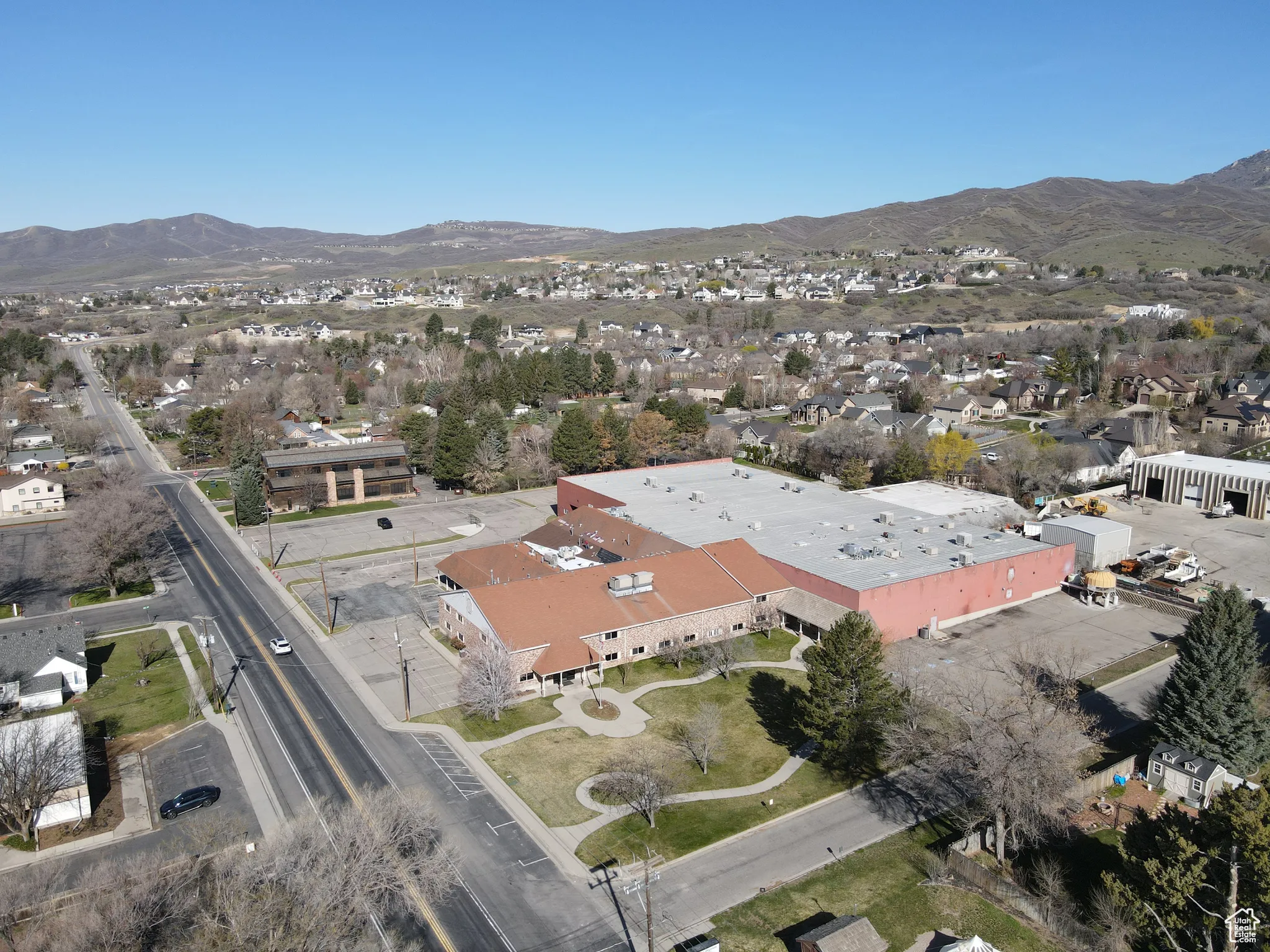 Aerial view featuring a mountain view