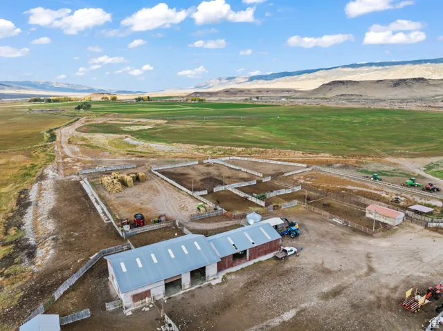 Bird's eye view featuring a mountain view and a rural view