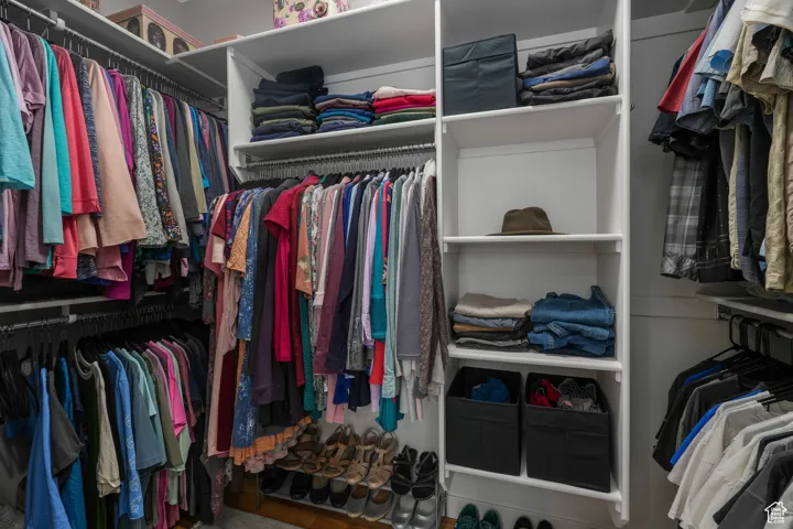 View of walk in closet