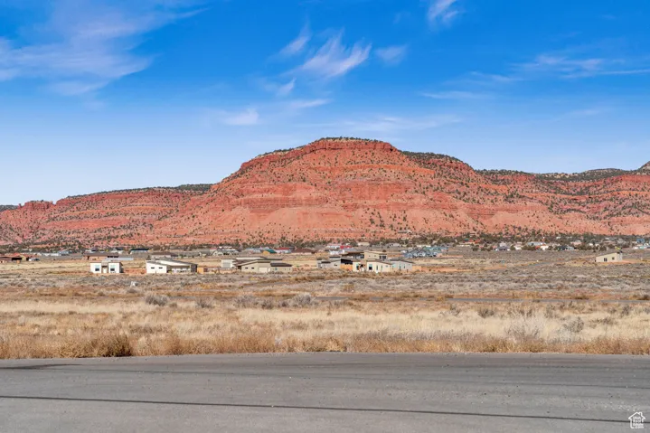 View of mountain feature