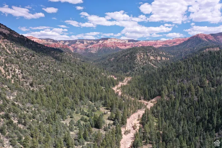View of mountain feature