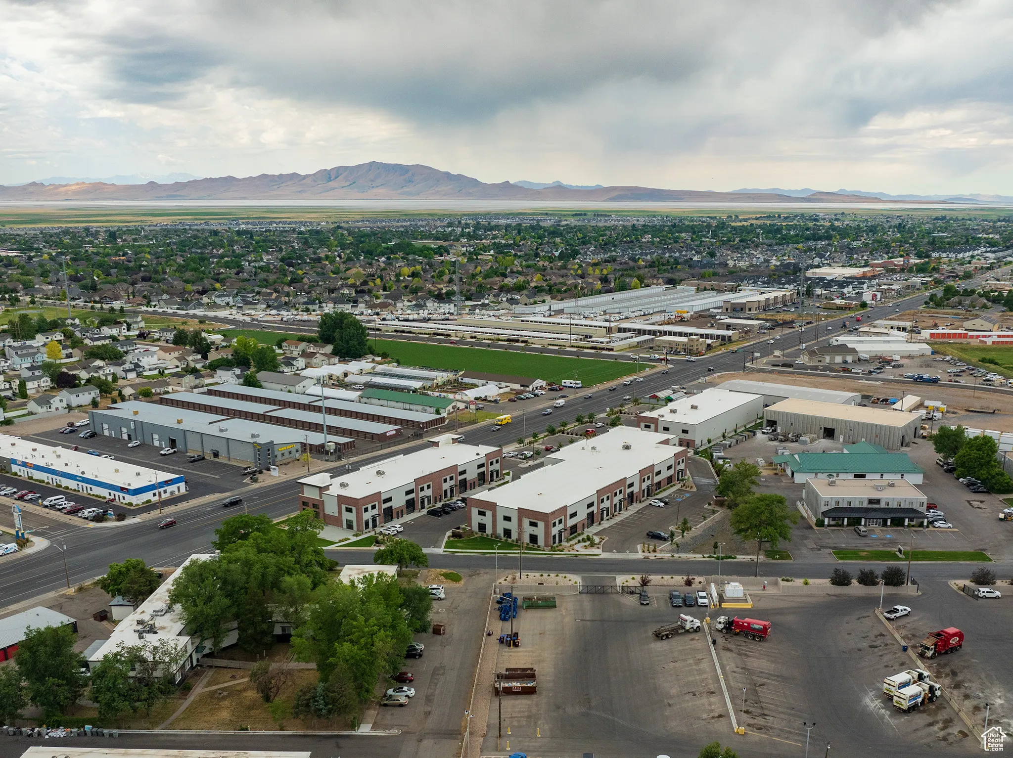 Aerial view featuring a mountain view