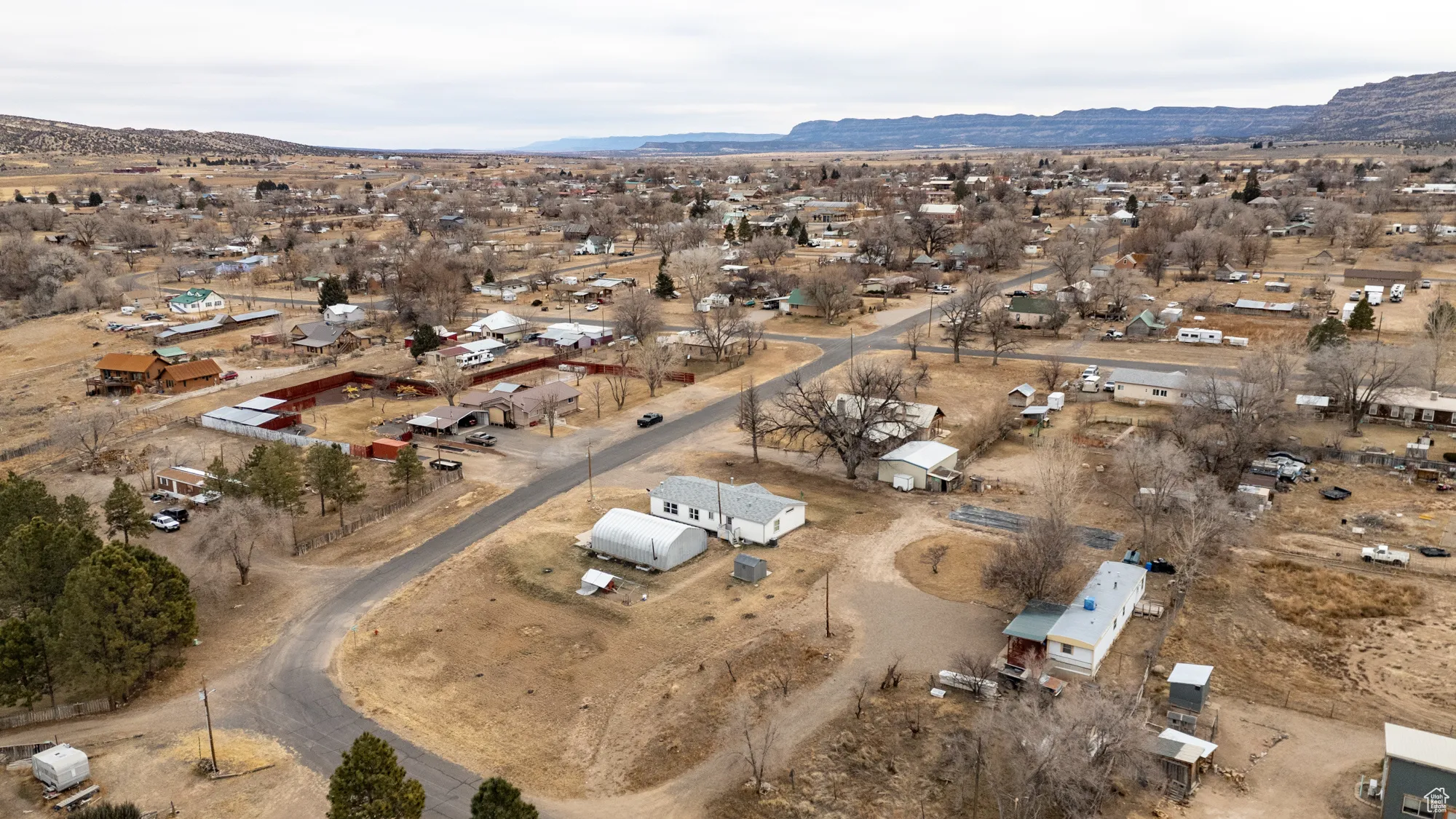 Bird's eye view featuring a mountain view