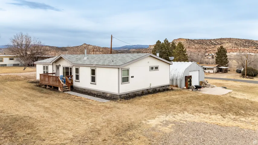 Large 0.48 lot with a detached garage and beautiful views!