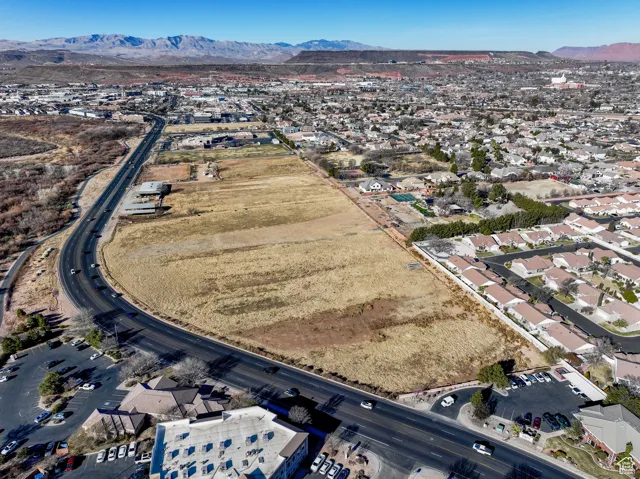 Drone / aerial view featuring a mountain view