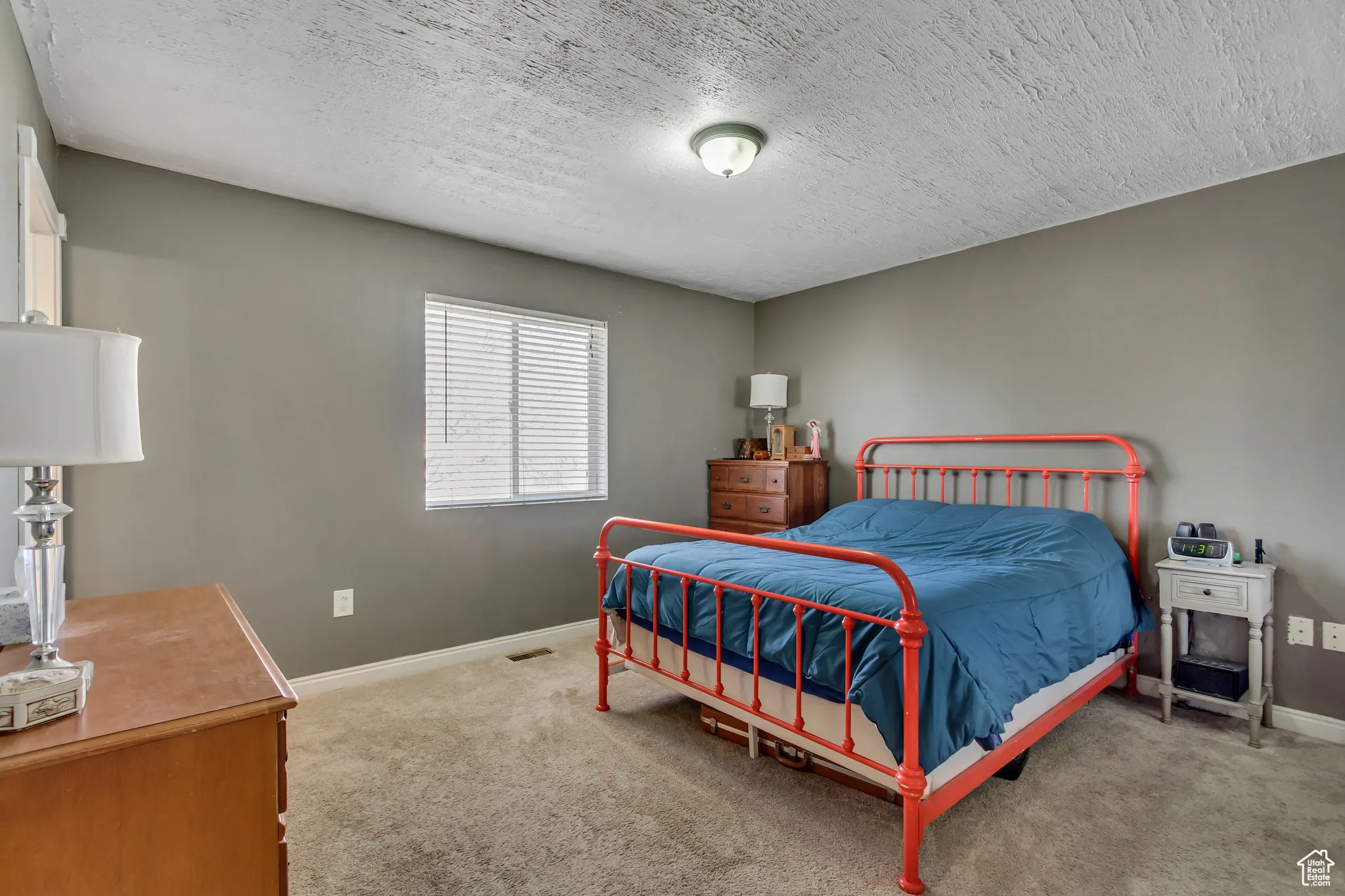 Bedroom 3 (Primary bedroom)