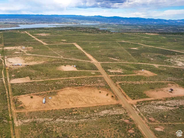 Aerial view featuring a mountain view and a rural view