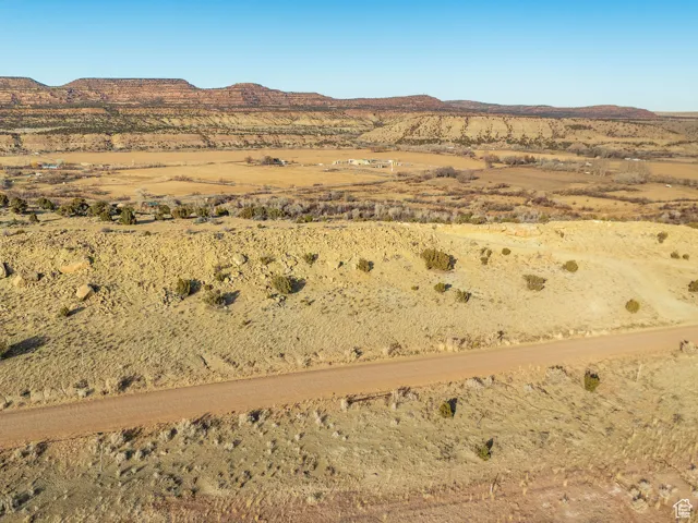 Bird's eye view featuring a mountain view