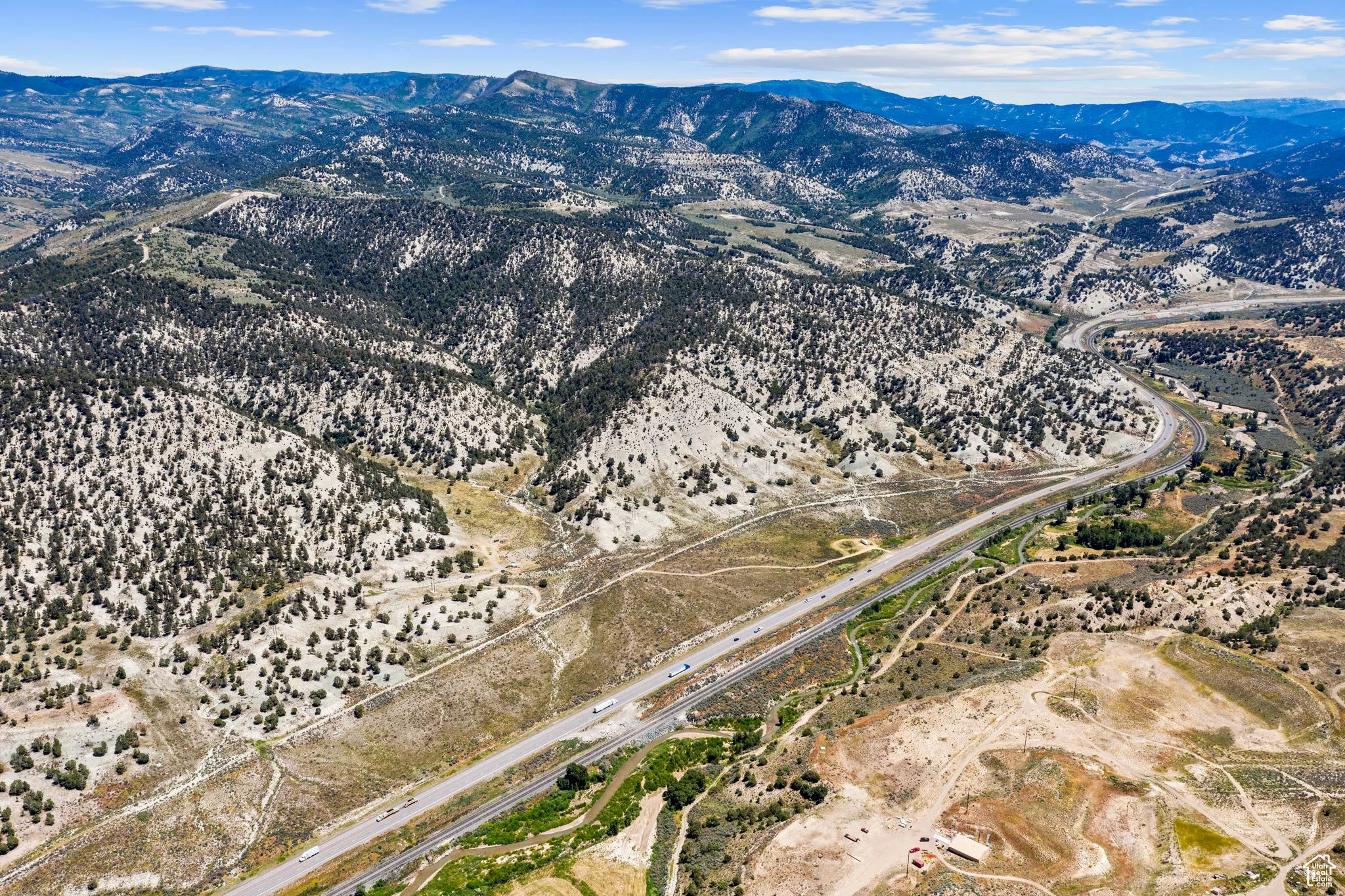 Drone / aerial view featuring a mountain view