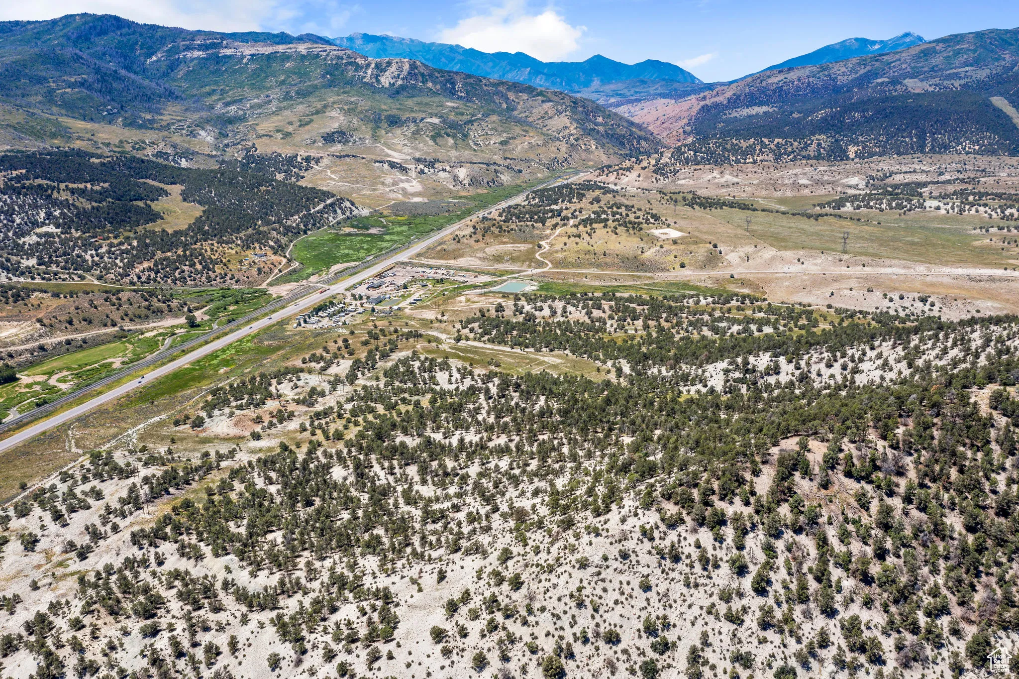 Bird's eye view featuring a mountain view
