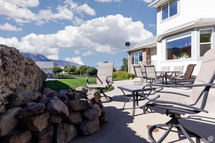 View of patio / terrace featuring a mountain view