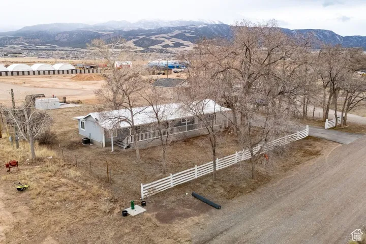 Bird's eye view with a rural view and a mountain view