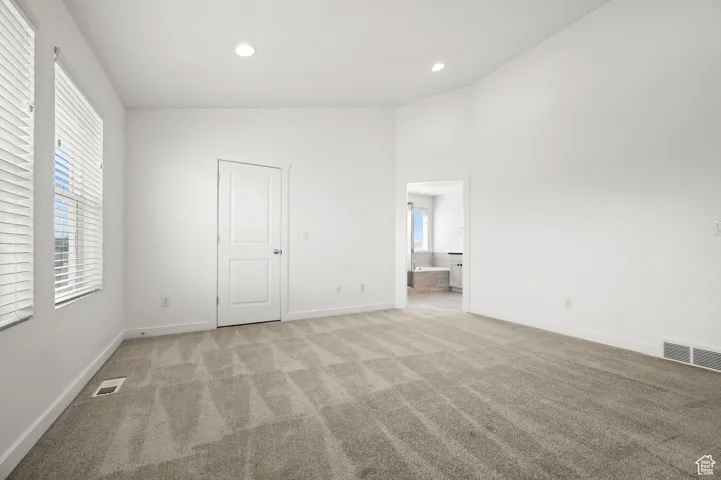 2542 N 3300 W, Clinton, Utah 84015
